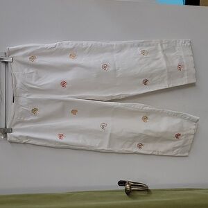 ALFANNI White Capri Cropped pants with flip flops print Size 10